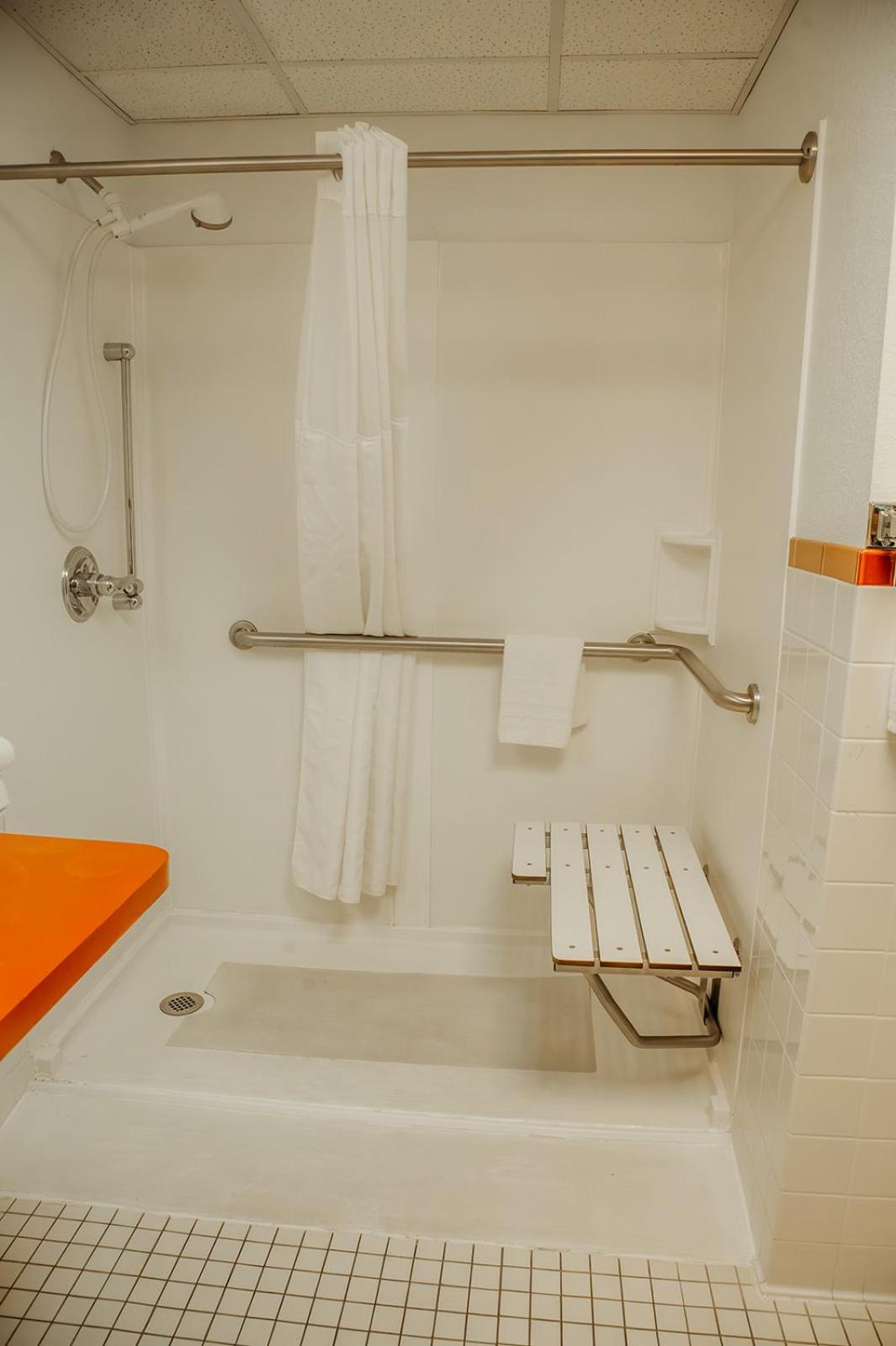 Country Garden & Suites Benton Ngoại thất bức ảnh