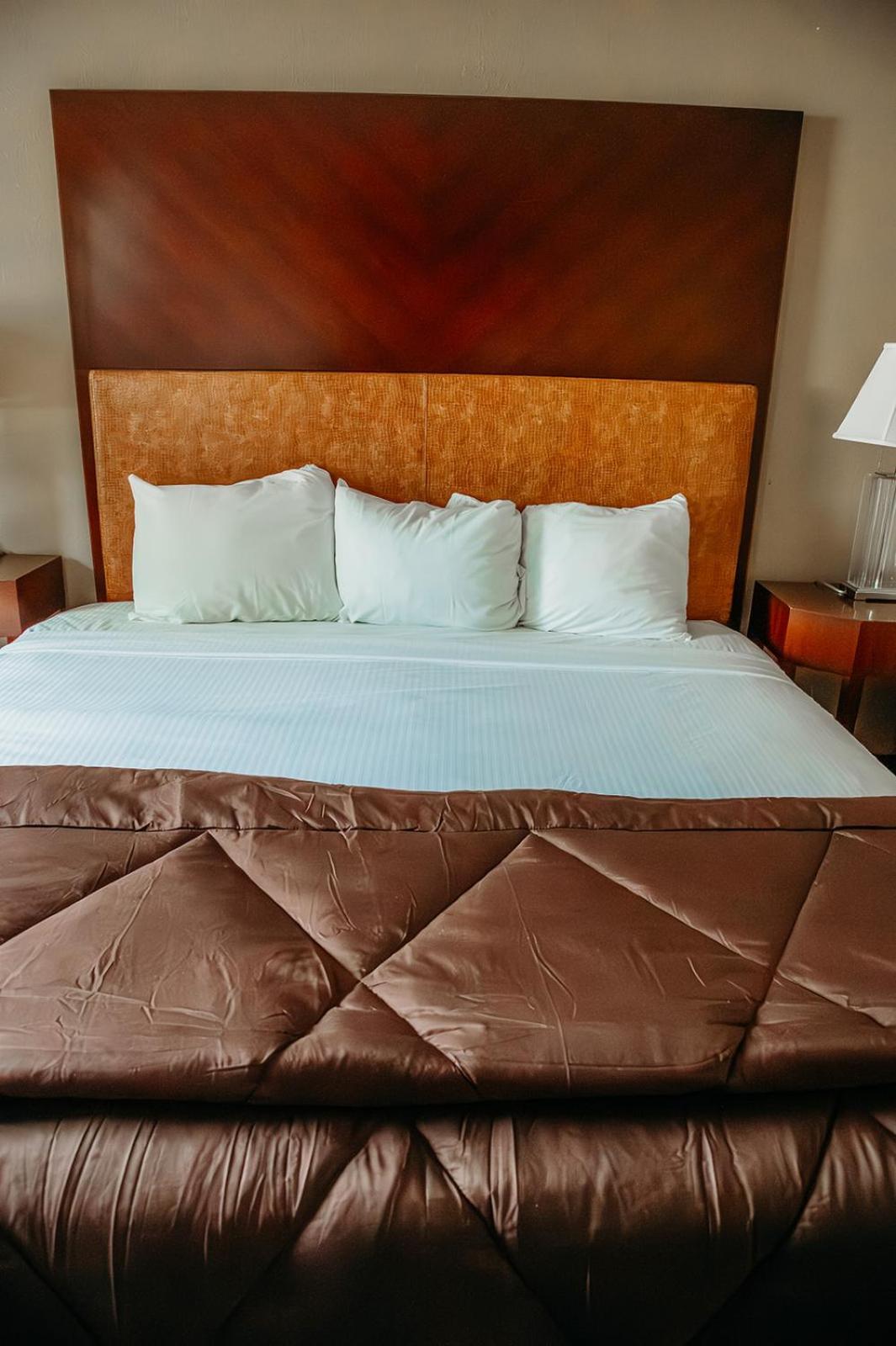 Country Garden & Suites Benton Ngoại thất bức ảnh